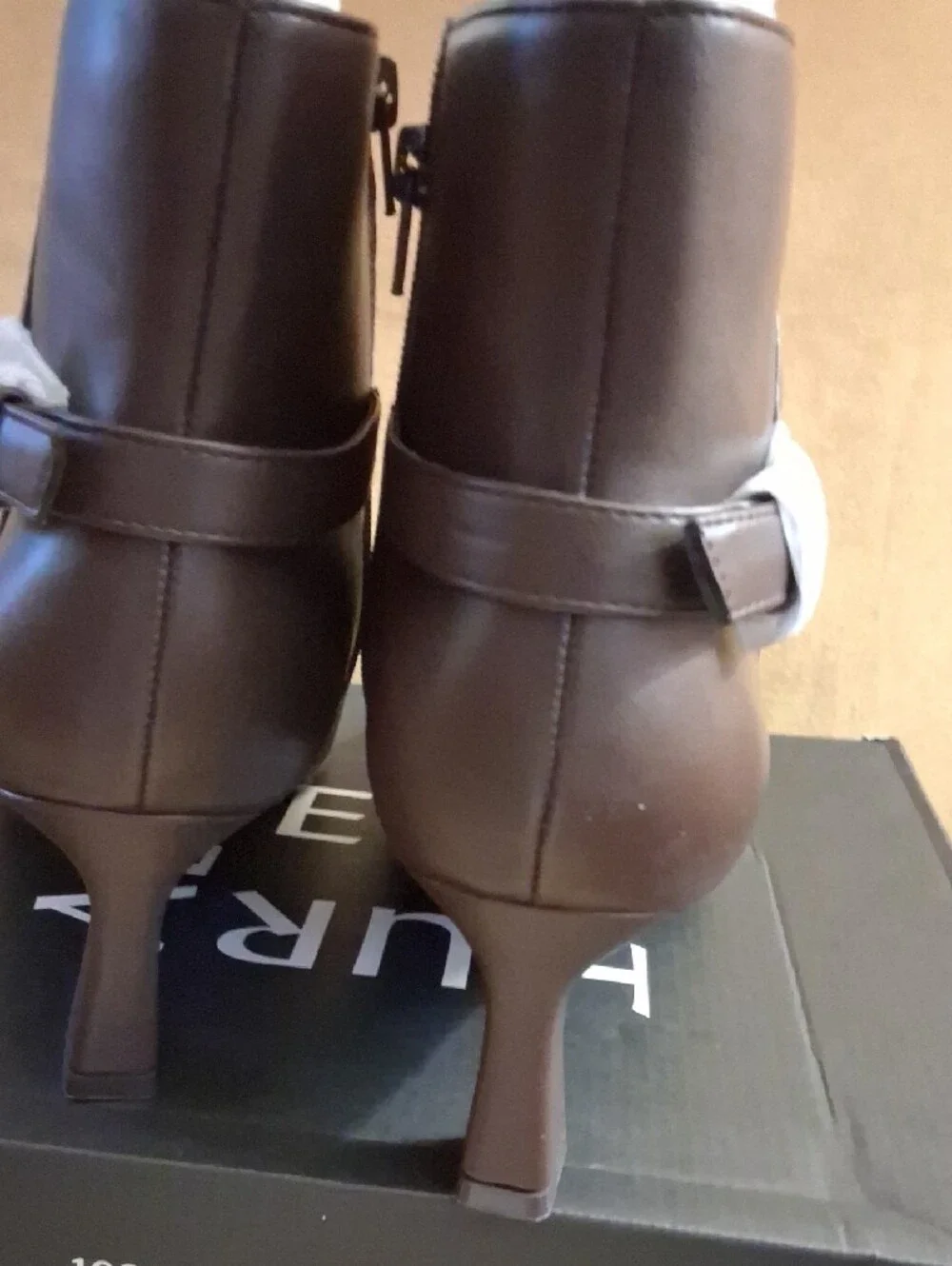 Naturalizer Brown Pointed Toe Ankle Booties